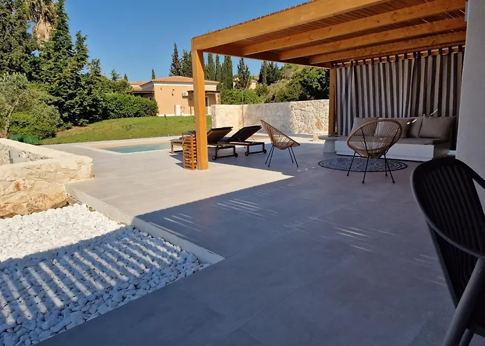 Sunny Villas