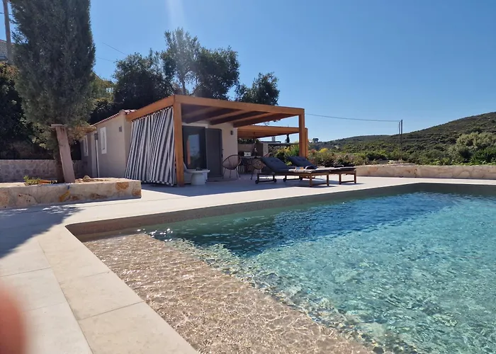 Sunny Villas